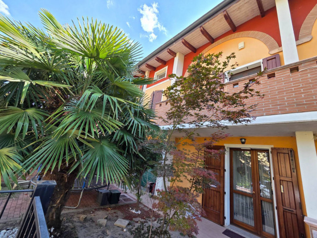 Villetta a Schiera in vendita a Medolla