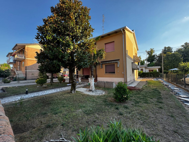 Villa Singola in vendita a Finale Emilia