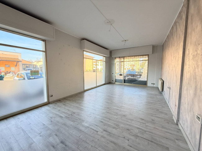 Attività commerciale in vendita a Magnacavallo