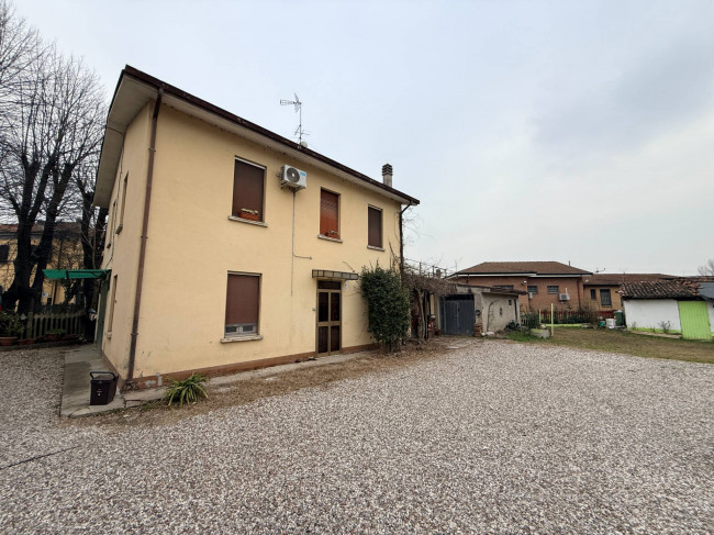 Casa Singola in vendita a Poggio Rusco