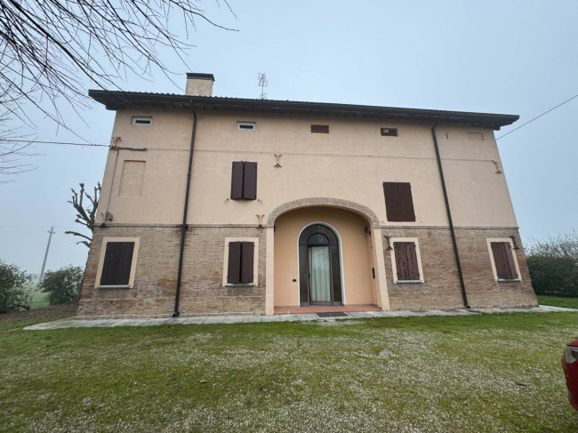 Villa in vendita a Cavezzo
