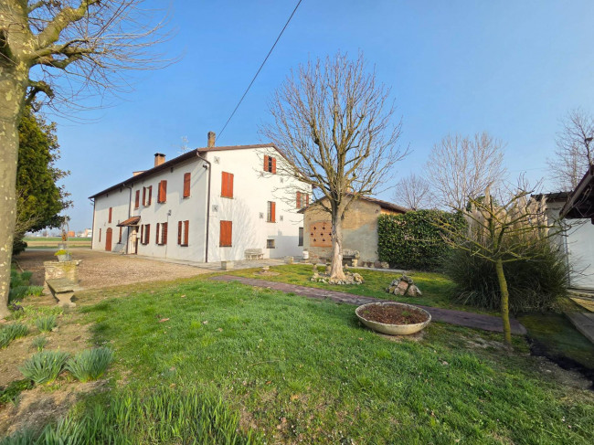 Villa Singola in vendita a Medolla