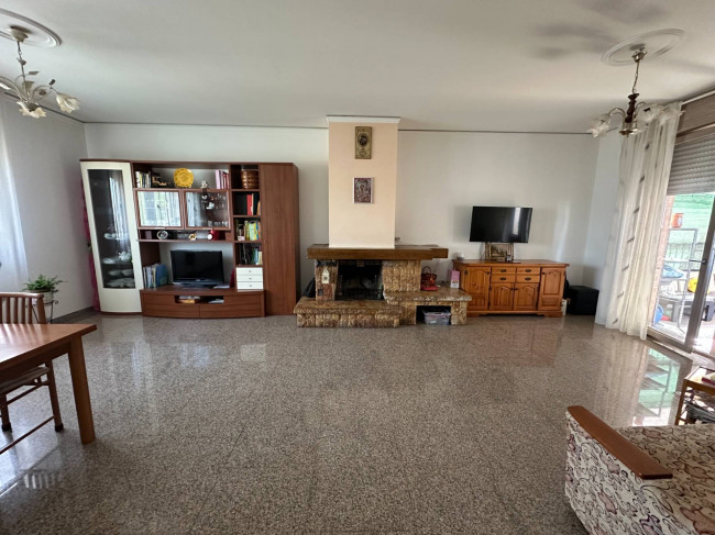 Villa di Testa in vendita a Mirandola