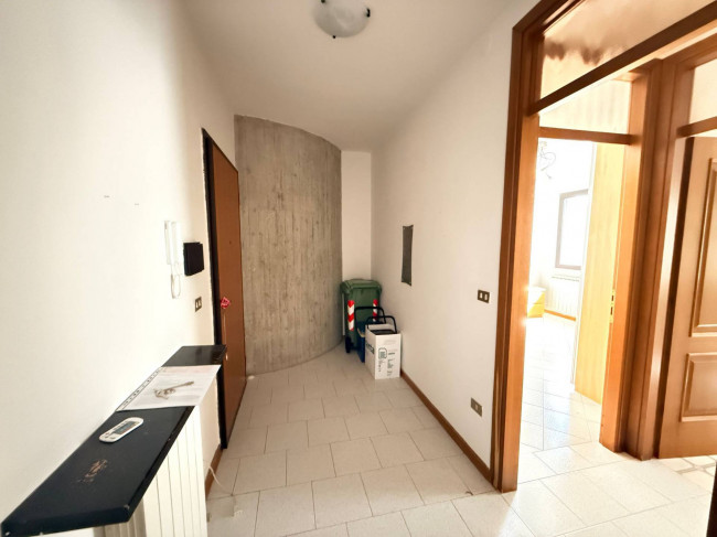 Appartamento al 2° ed ultimo Piano in affitto a Poggio Rusco