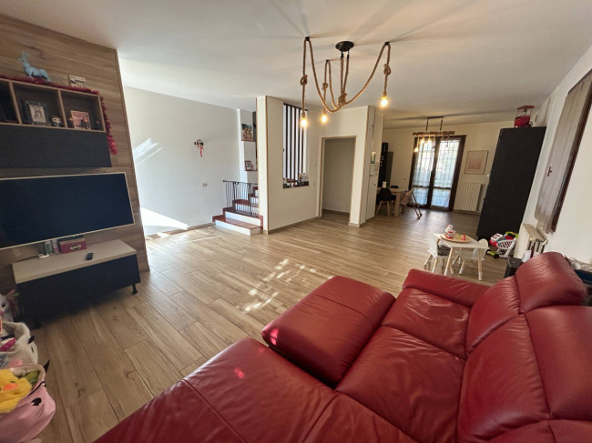 Villa di Testa in vendita a Mirandola