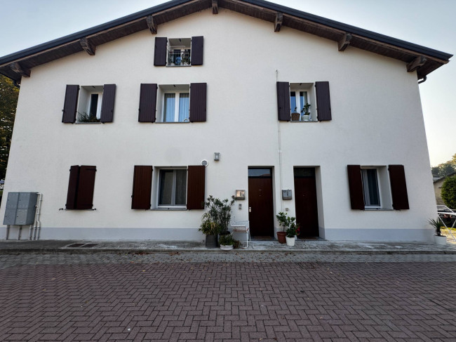 Appartamento con Ingresso Indipendente in vendita a Mirandola