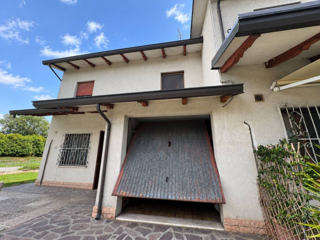 Villa Singola in vendita a Cavezzo