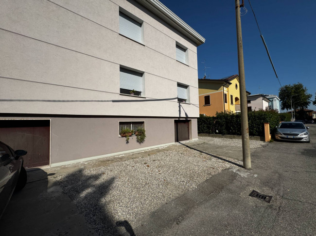 Appartamento al 2° Piano in vendita a Mirandola