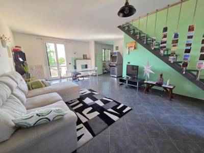 Appartamento su 2 livelli in vendita a Medolla