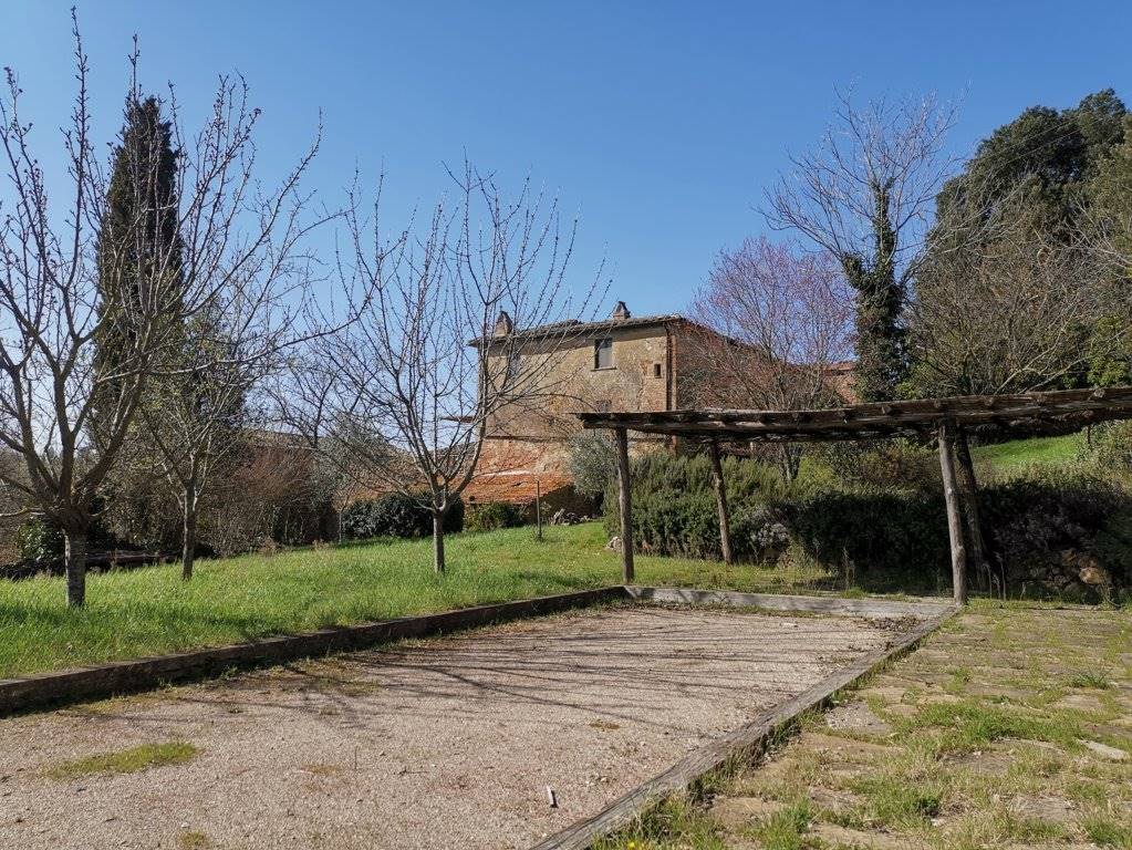 Rustico in vendita a Castelmuzio, Trequanda (SI)