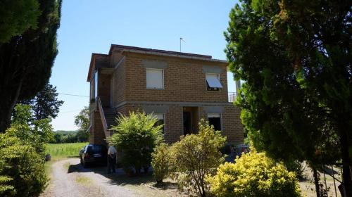 Appartamento indipendente in vendita a Sinalunga