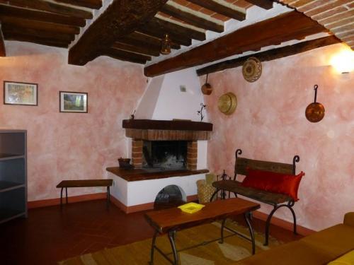 Appartamento indipendente in vendita a Torrita di Siena