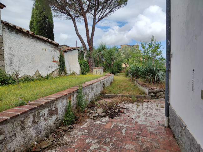 Villa in vendita a Asciano (SI)