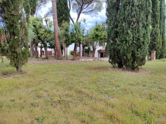 Villa in vendita a Asciano (SI)