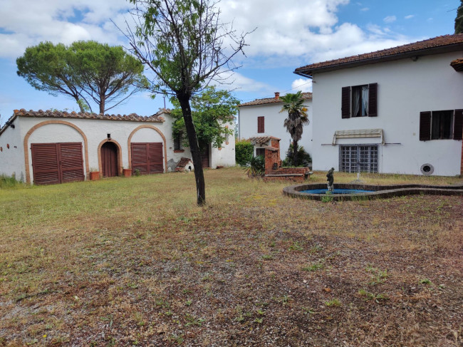 Villa in vendita a Asciano (SI)