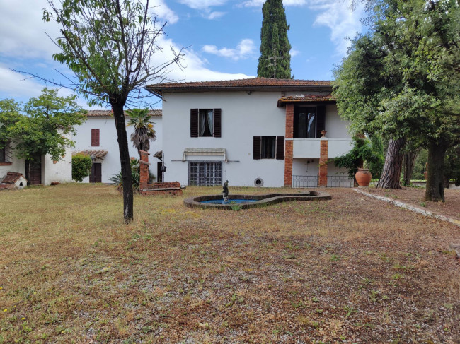 Villa in vendita a Asciano (SI)