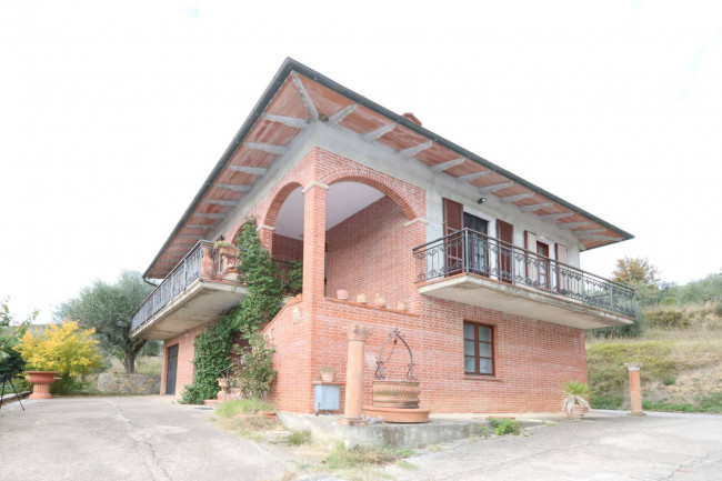 Casa singola in vendita a Trequanda