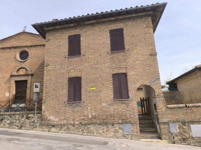 Appartamento indipendente in vendita a Montalcino