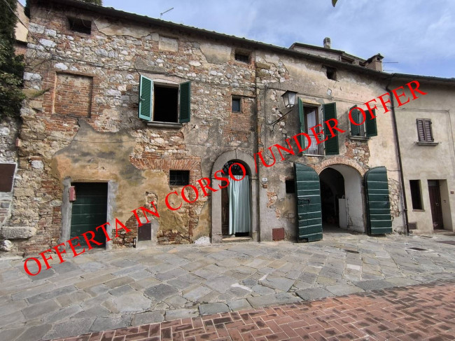 Townhouse for sale in Torrita di Siena