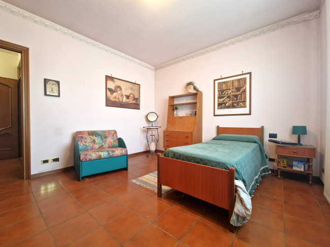 Villa in vendita a Santa Cristina e Bissone