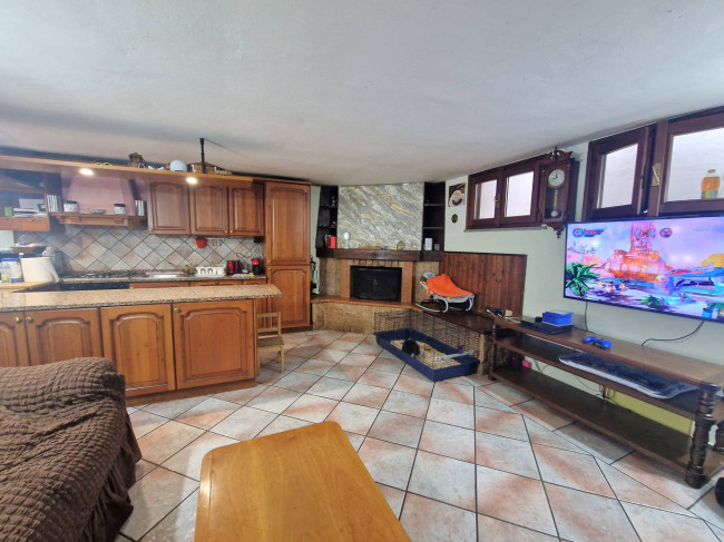 Villa trifamiliare in vendita a Magherno
