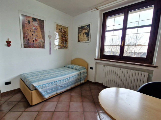 Villa in vendita a Linarolo