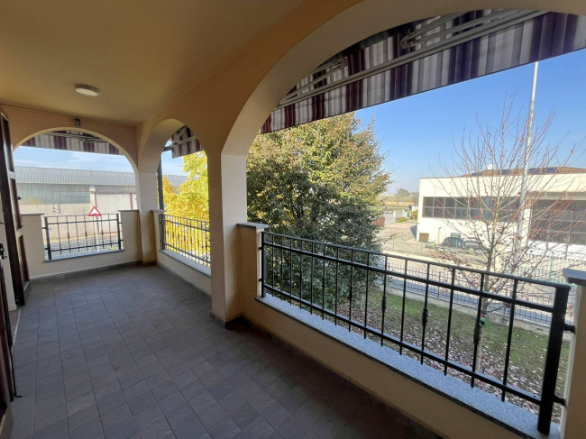 Villa in vendita a Linarolo