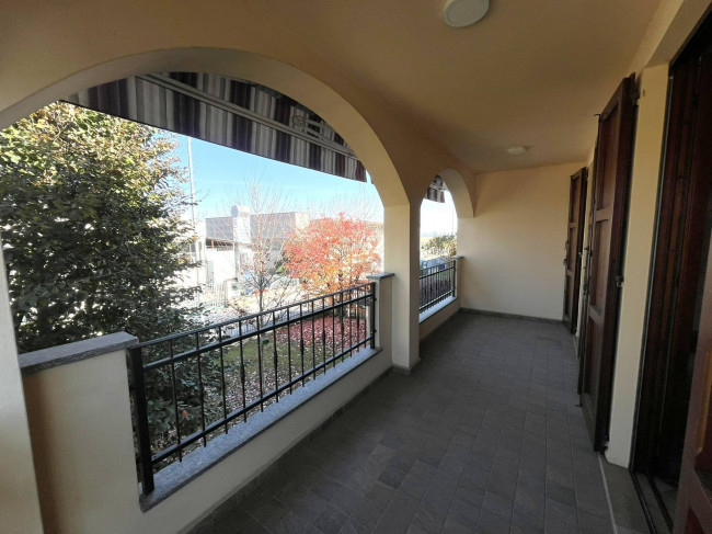 Villa in vendita a Linarolo