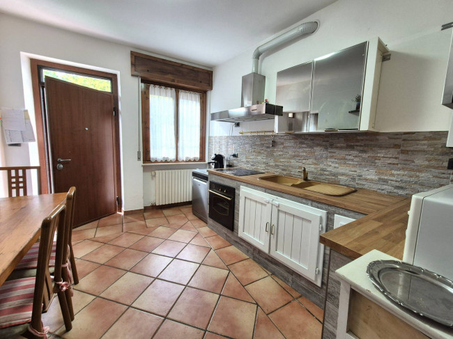 Casa indipendente in vendita a Santa Cristina e Bissone