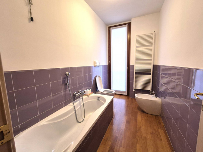 Casale di campagna in vendita a Linarolo