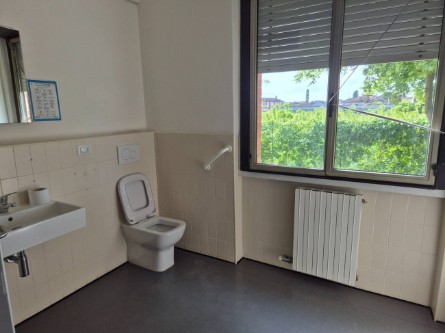 Laboratorio in affitto a Corteolona e Genzone