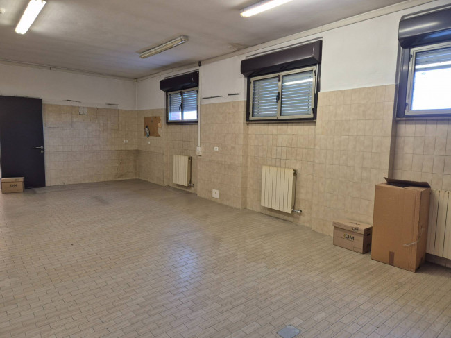 Laboratorio in affitto a Corteolona e Genzone