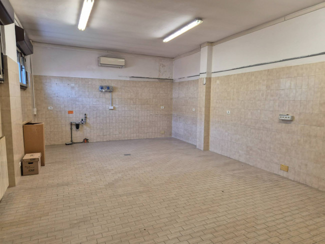 Laboratorio in affitto a Corteolona e Genzone