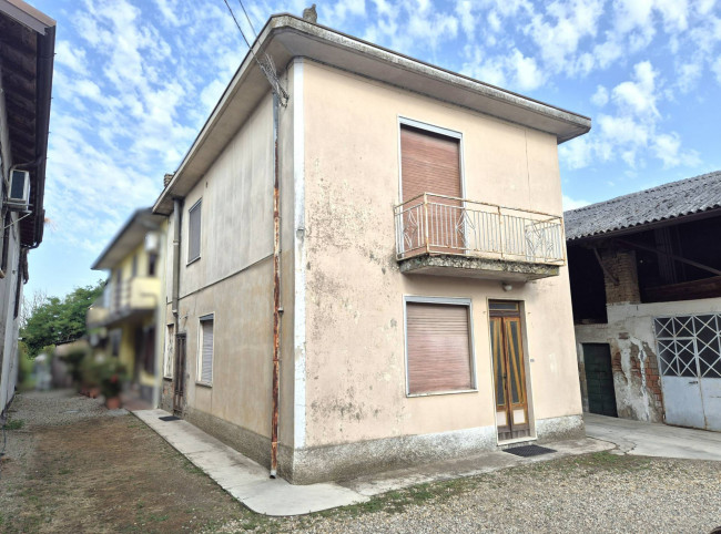 Casa indipendente in vendita a Magherno