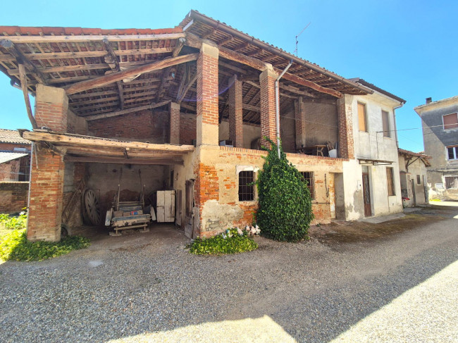 Casa indipendente in vendita a Corteolona e Genzone
