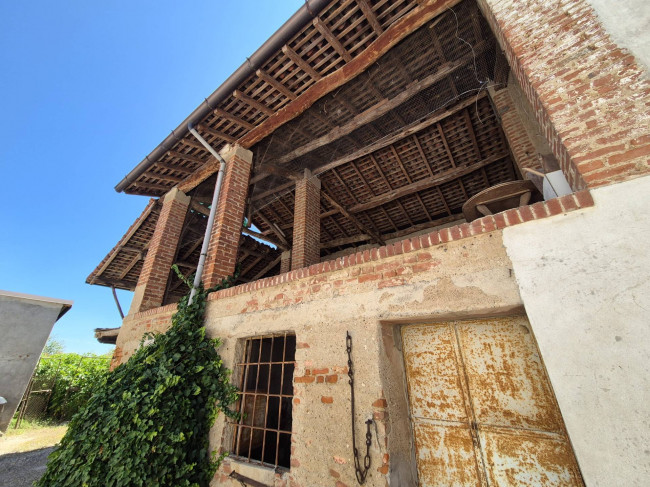 Casa indipendente in vendita a Corteolona e Genzone
