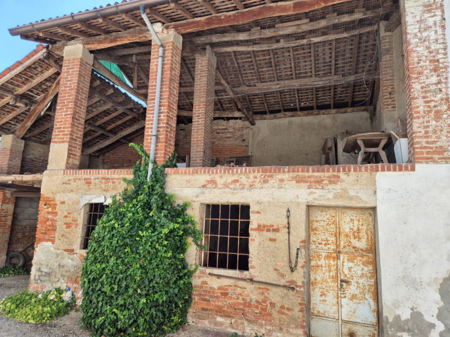 Casa indipendente in vendita a Corteolona e Genzone