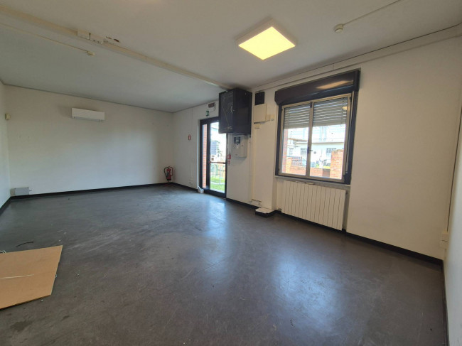 Laboratorio in vendita a Corteolona e Genzone