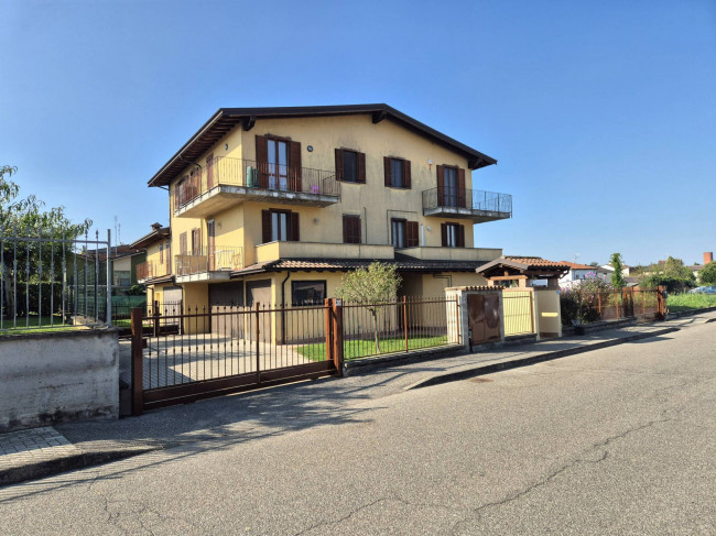 Appartamento in vendita a Corteolona e Genzone