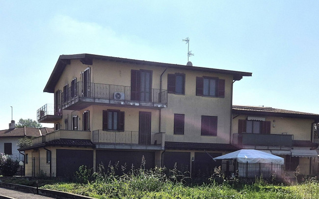 Appartamento in vendita a Corteolona e Genzone
