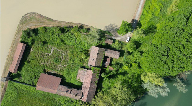 Casale di campagna in vendita a Vigevano