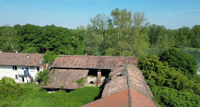 Casale di campagna in vendita a Vigevano
