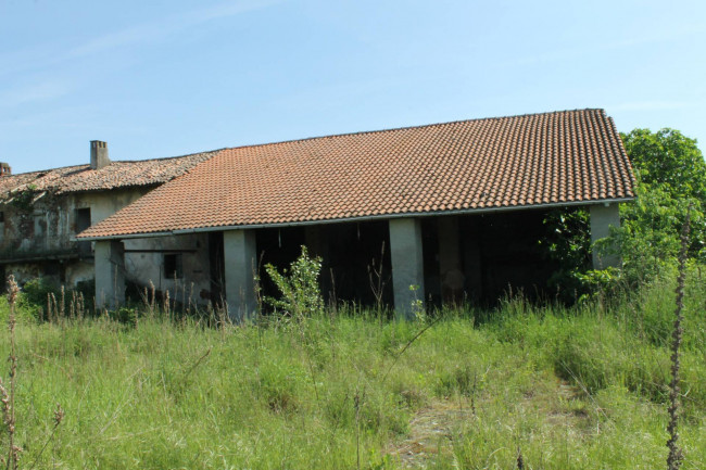 Casale di campagna in vendita a Vigevano