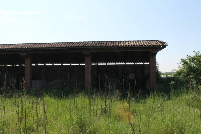 Casale di campagna in vendita a Vigevano