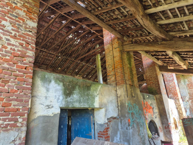 Casale di campagna in vendita a Vigevano