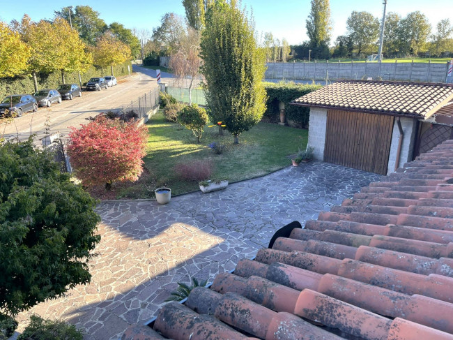 Villa bifamiliare in vendita a Belgioioso