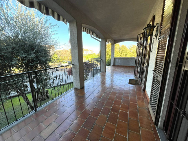 Villa bifamiliare in vendita a Belgioioso