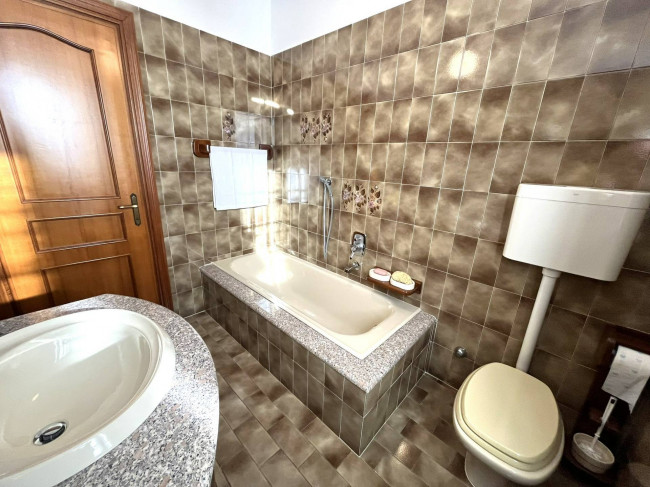 Villa bifamiliare in vendita a Belgioioso