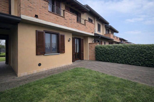 Villette a schiera in vendita a Belgioioso