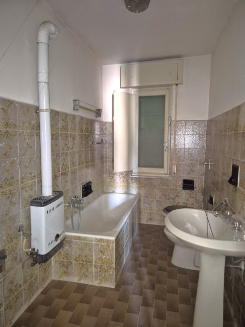 Casa semindipendente in vendita a Linarolo